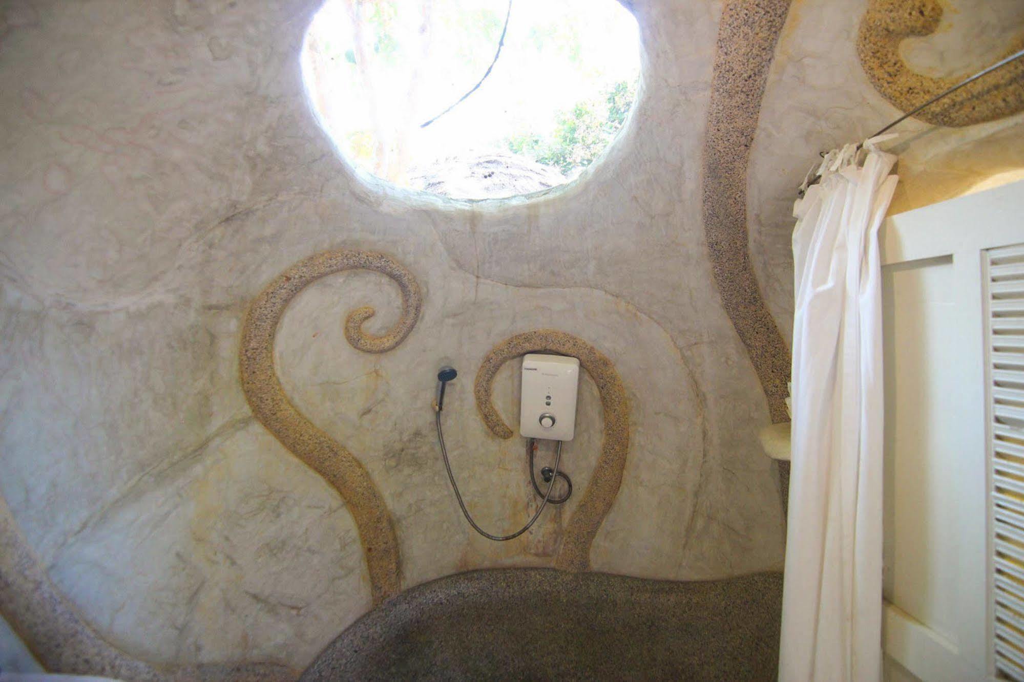מלון הואה הין Naidee Sculptured Huts מראה חיצוני תמונה
