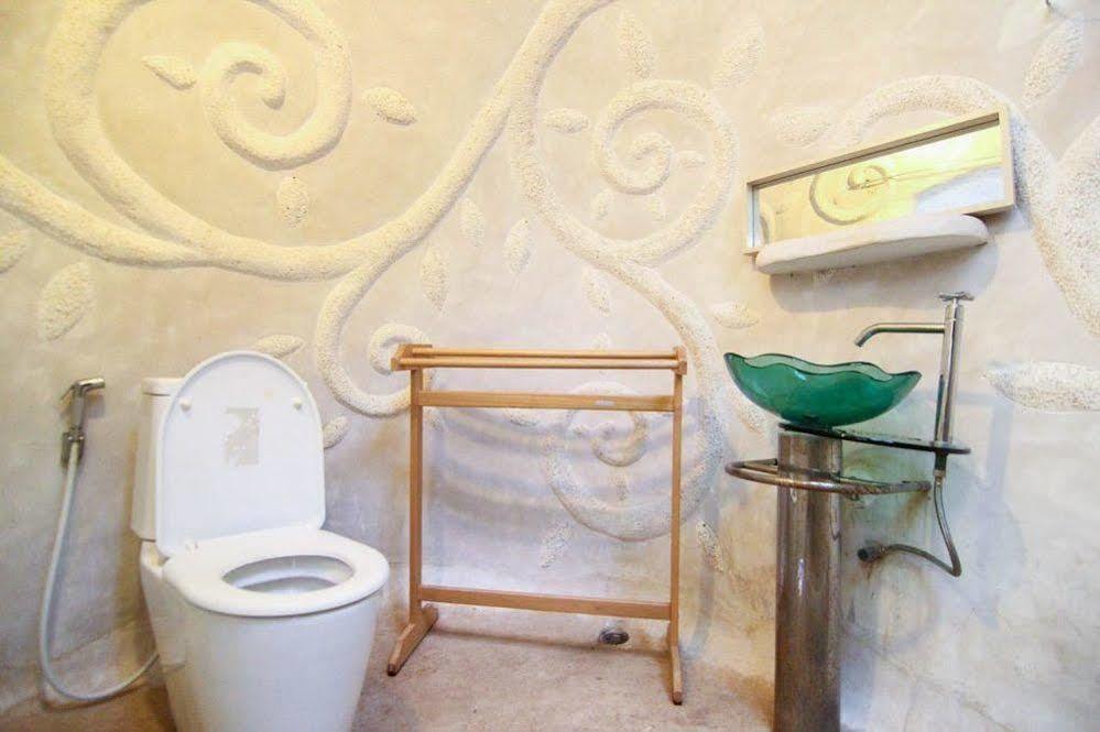 מלון הואה הין Naidee Sculptured Huts מראה חיצוני תמונה