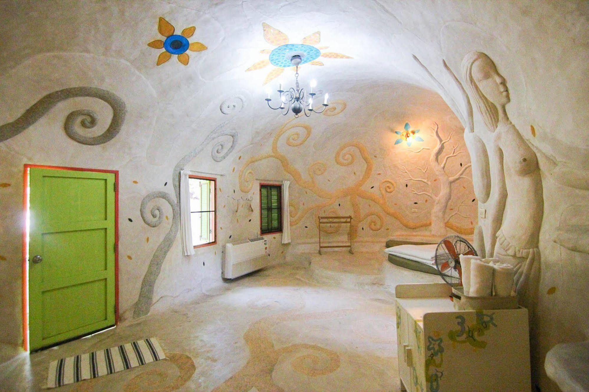 מלון הואה הין Naidee Sculptured Huts מראה חיצוני תמונה